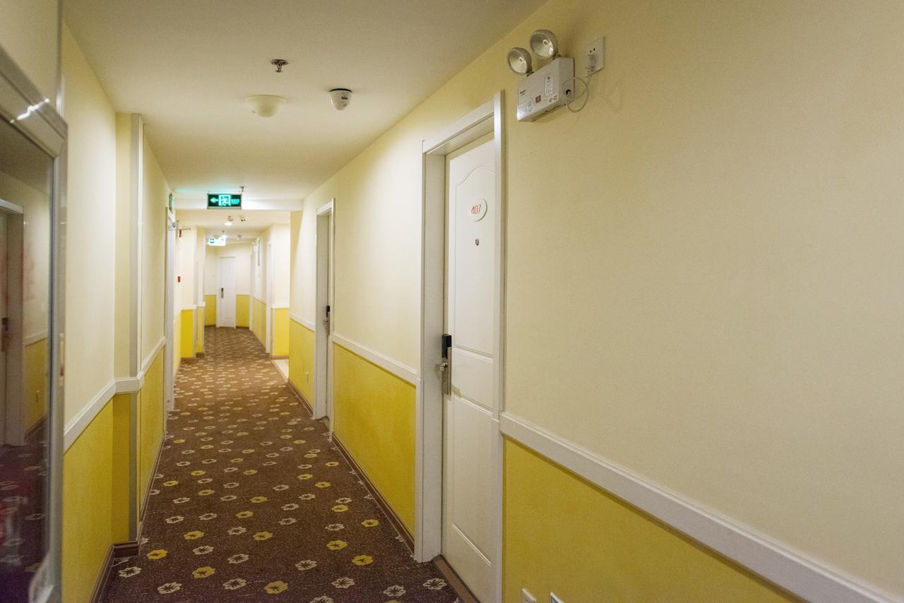 Home Inn Shanghai Daning International Guangzhong Road Circus City 外观 照片